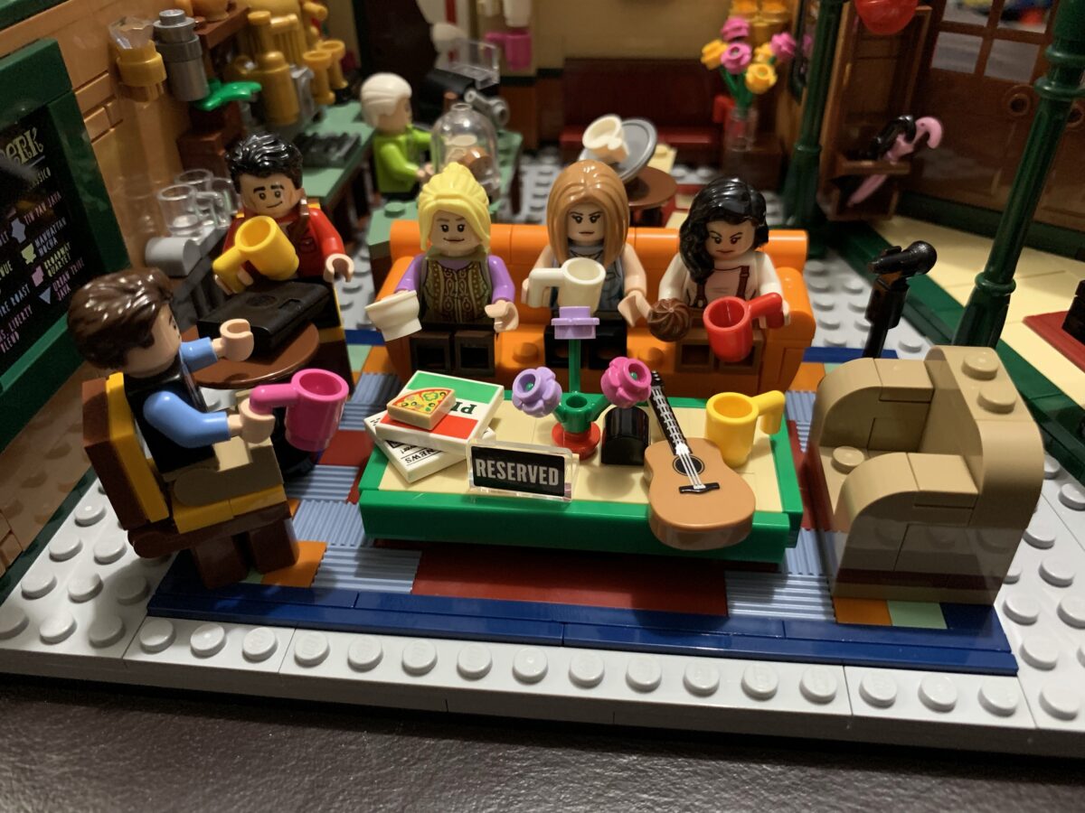 Lego Friends Central Perk set built.